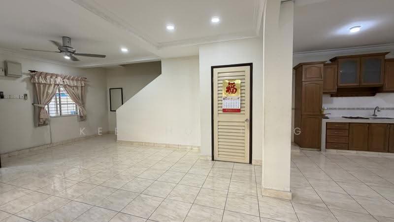 Rumah Teres 2-Tingkat untuk Dijual di Kota Kemuning (Shah Alam) - Anjoe Tang - Living Room - PropertyGuru.com.my