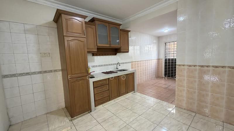 Rumah Teres 2-Tingkat untuk Dijual di Kota Kemuning (Shah Alam) - Anjoe Tang - Kitchen - PropertyGuru.com.my