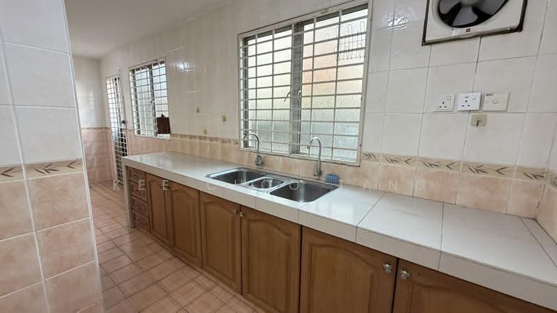 Rumah Teres 2-Tingkat untuk Dijual di Kota Kemuning (Shah Alam) - Anjoe Tang - Kitchen - PropertyGuru.com.my