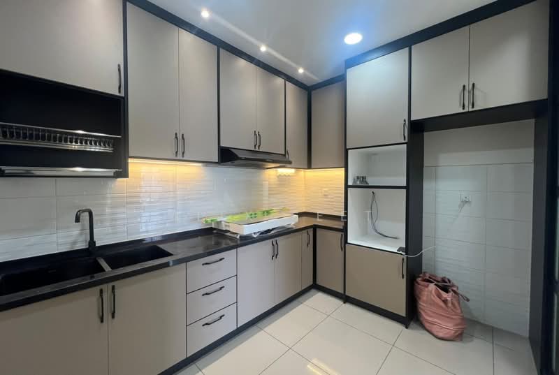 Apartment for Rent at Residensi Laman Sari - Alex Seet - Kitchen - PropertyGuru.com.my