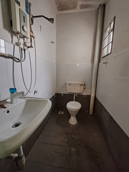 Rumah Teres 2-Tingkat untuk Dijual di Bandar Country Homes (Rawang) - Kelly Kok - PropertyGuru.com.my