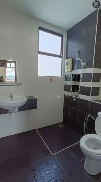 Pangsapuri untuk Dijual di Seri Austin Residence (Pangsapuri Seri Austin) - Nico Chong - Bathroom - PropertyGuru.com.my
