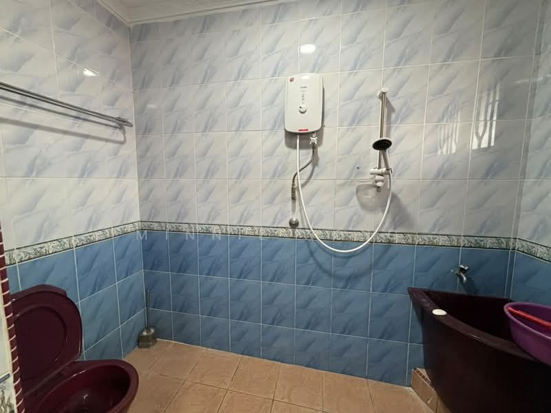 Rumah Teres 1 Tingkat untuk Dijual di Batu Caves (Selangor) - Minnie Wong - Bathroom - PropertyGuru.com.my