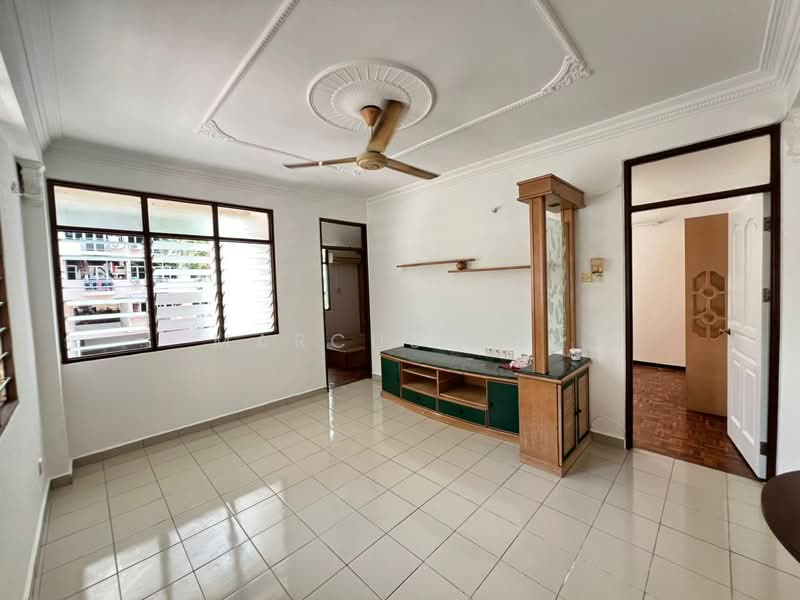 Pangsapuri untuk Dijual di Taman Jubilee Phase 3 - Marcus Tan - Living Room - PropertyGuru.com.my