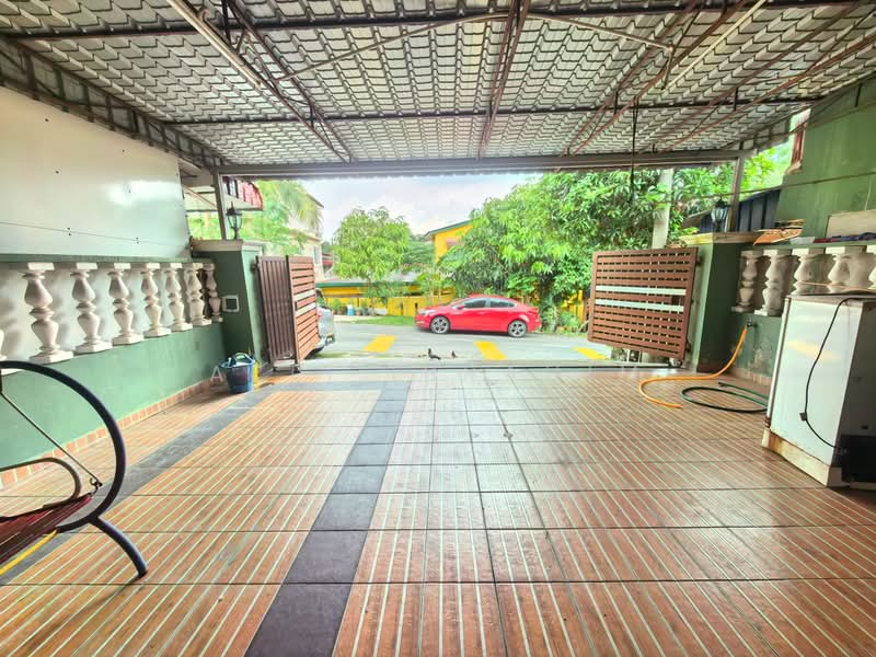 Rumah Teres 1 Tingkat untuk Dijual di Taman Cheras Awana (Cheras) - Azli Ibrahim - Exterior - PropertyGuru.com.my
