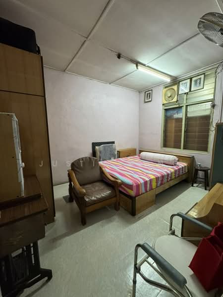 Rumah Teres 1 Tingkat untuk Dijual di Taman Sri Skudai (Skudai) - Justin Kong - Bedroom - PropertyGuru.com.my