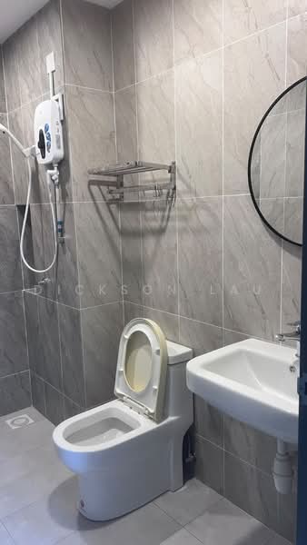 Kondominium untuk Dijual di The Herz - Dickson Lau - Bathroom - PropertyGuru.com.my