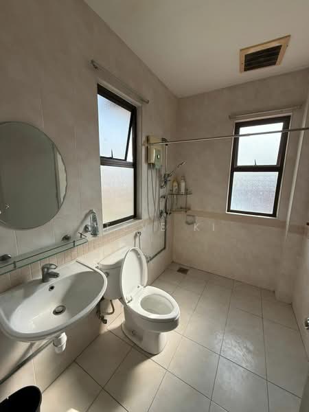 Rumah Teres untuk Dijual di Kota Kemuning (Shah Alam) - STEVE KI - Bathroom - PropertyGuru.com.my