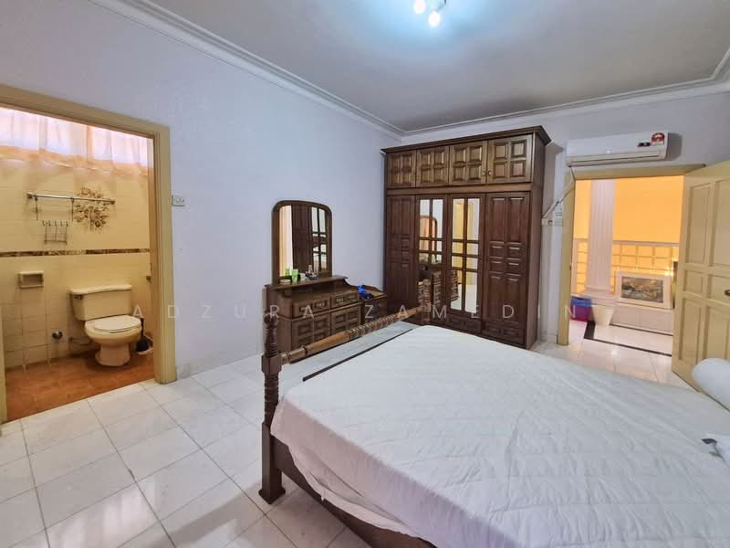 Bungalow for Sale in Taman Tun Dr Ismail (Kuala Lumpur) - Adzura Zamedin - Bedroom - PropertyGuru.com.my