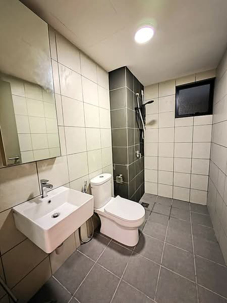 Service Residence for Sale at D'Vervain - Vincent Lee - Bathroom - PropertyGuru.com.my