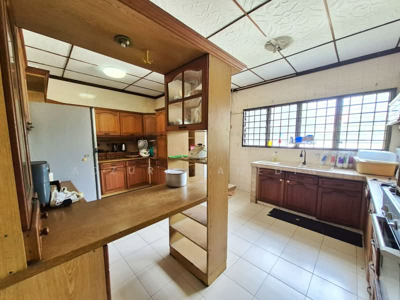 Rumah Banglo untuk Dijual di Seksyen 6 (Petaling Jaya) - Adzura Zamedin - Kitchen - PropertyGuru.com.my