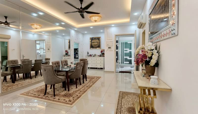 Condominium for Sale at Setia Pinnacle - Aswad . - Dining Room - PropertyGuru.com.my