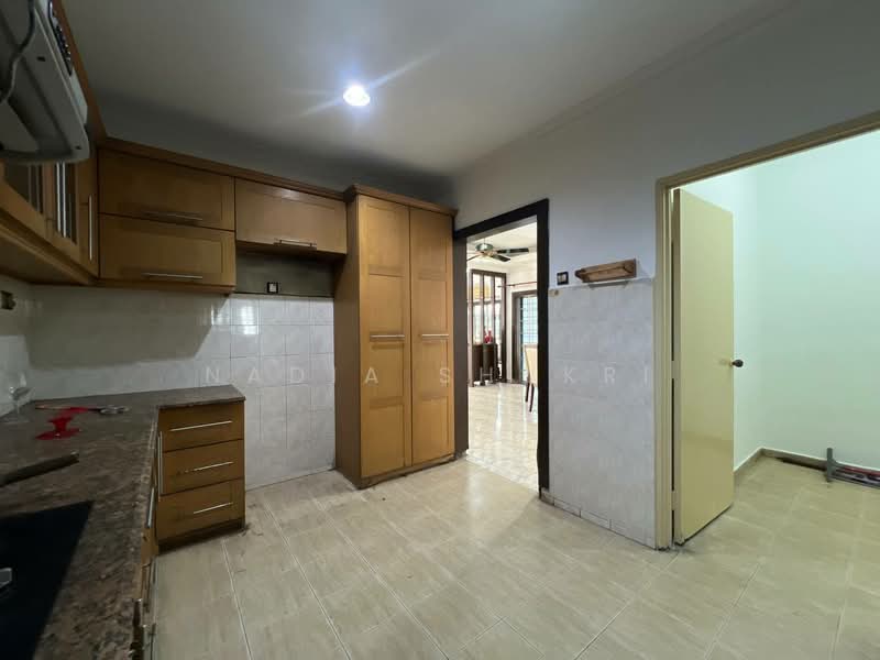Rumah Teres 2 Tingkat untuk Dijual di Klang (Selangor) - Nadia Shukri - Kitchen - PropertyGuru.com.my
