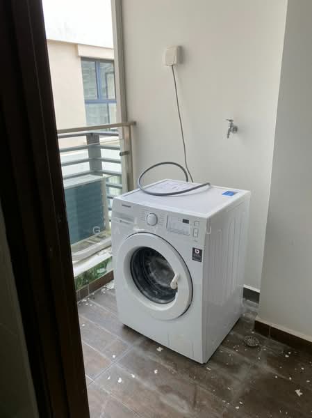 Kondominium untuk Disewa di Amberside @ Country Garden Danga Bay - Gary Tu - PropertyGuru.com.my