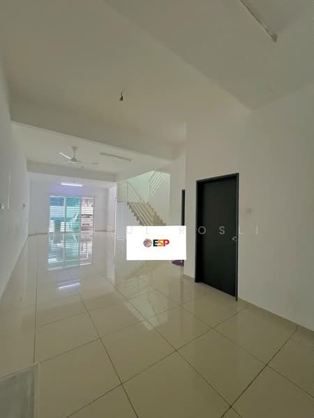 Rumah Teres untuk Dijual di Sungai Petani (Kedah) - Hasrul Rosli - Living Room - PropertyGuru.com.my