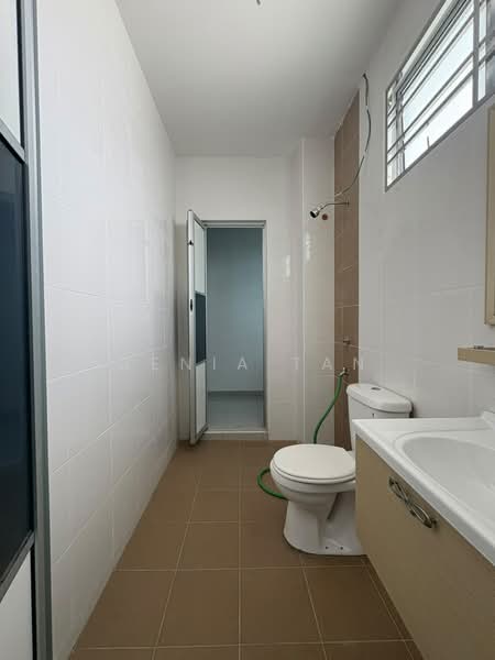 2-storey Terraced House for Sale in Skudai (Johor) - Genia Tan - Bathroom - PropertyGuru.com.my