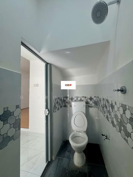 Rumah Teres 3 Tingkat untuk Dijual di Taman Ria Indah (Sungai Petani) - Hasrul Rosli - Bathroom - PropertyGuru.com.my