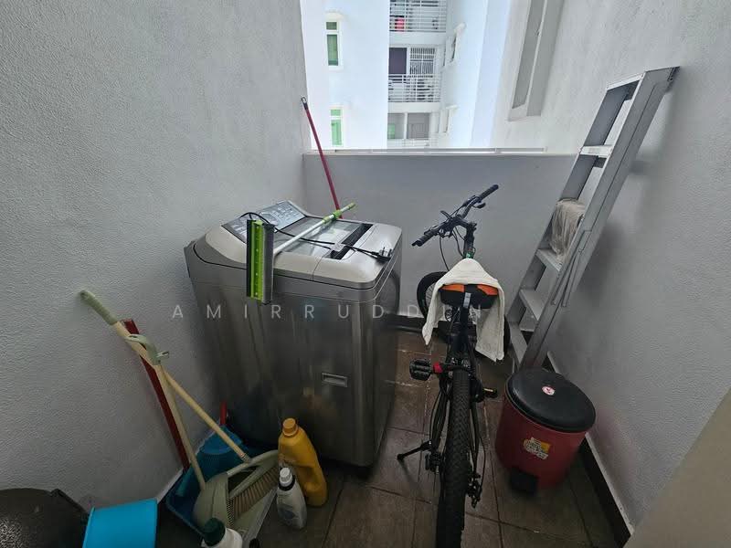 Kondominium untuk Disewa di Flora Rosa - Amirruddin . - Balcony - PropertyGuru.com.my