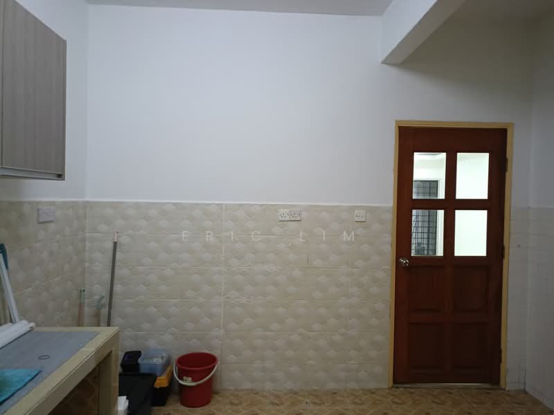 Rumah Teres 2 Tingkat untuk Dijual di Taman Pandan Jaya (Ampang) - Eric Lim - Kitchen - PropertyGuru.com.my