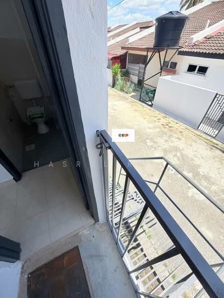 Rumah Teres 1-Tingkat untuk Dijual di Taman Lembah Jerai (Gurun) - Hasrul Rosli - Bathroom - PropertyGuru.com.my
