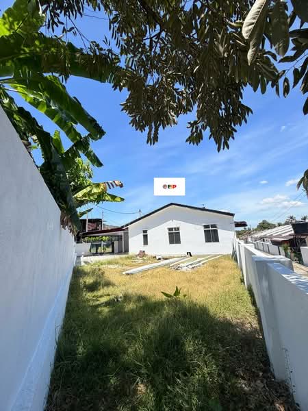 Rumah Teres 1-Tingkat untuk Dijual di Taman Lembah Jerai (Gurun) - Hasrul Rosli - Exterior - PropertyGuru.com.my