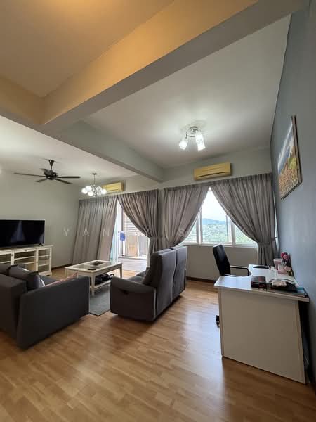 Kondominium untuk Dijual di 3 Residen @ Melawati - Yanny Siow - Living Room - PropertyGuru.com.my