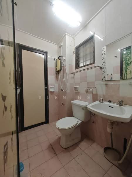 2-storey Terraced House for Sale in Bandar Botanic (Klang) - Suen Ng - Bathroom - PropertyGuru.com.my