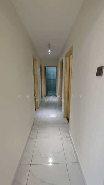 Kondominium untuk Disewa di Green Avenue Condominium - Charmaine Wong - Corridor - PropertyGuru.com.my