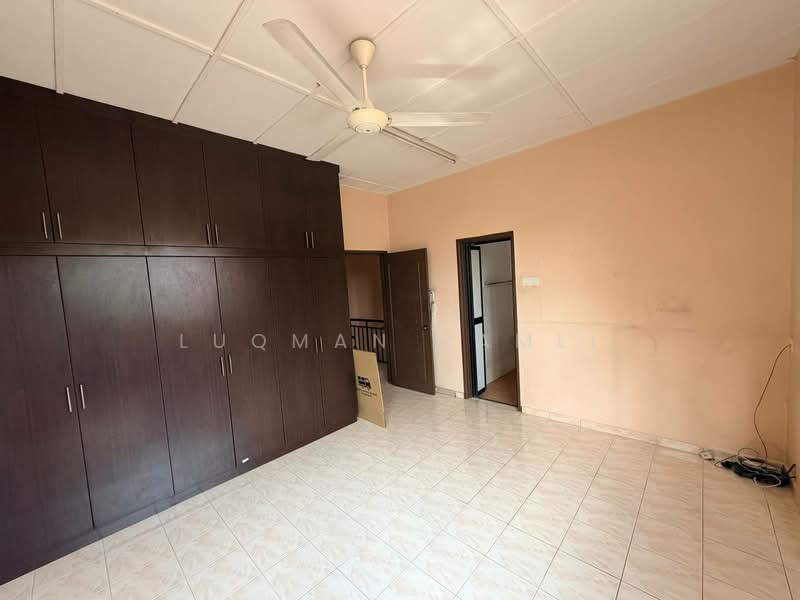 2-storey Terraced House for Sale in Bandar Mahkota Cheras (Cheras) - Luqman Ramli - Bedroom - PropertyGuru.com.my