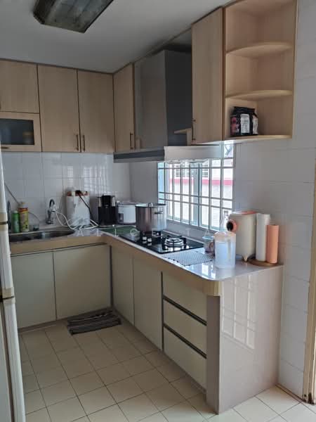 3-storey Terraced House for Sale in Taman Bukit Hartamas (Cheras) - Alice Tan - Kitchen - PropertyGuru.com.my
