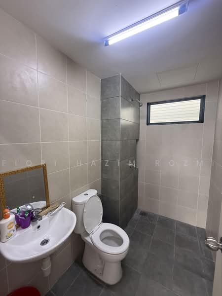 Condominium for Sale at Zahra Residensi - Fiqri Hazim Rozmi - Bathroom - PropertyGuru.com.my