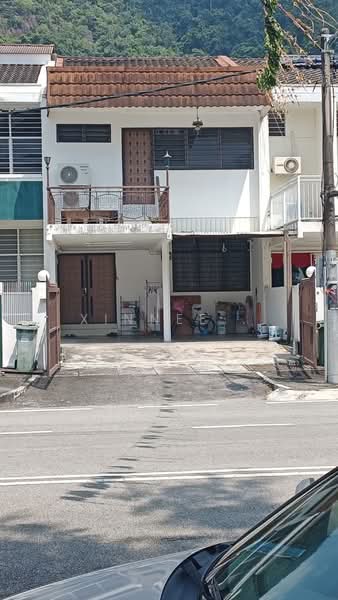 Rumah Teres 2 Tingkat untuk Disewa di Island Glades (Jelutong) - Xinnee . - Exterior - PropertyGuru.com.my