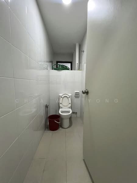 Shop for Rent in Eco Sanctuary (Telok Panglima Garang) - Chia Wai Yong - Bathroom - PropertyGuru.com.my