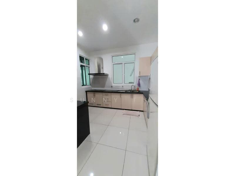 Kondominium untuk Dijual di Reflections Condominium - Sunny Tse - PropertyGuru.com.my
