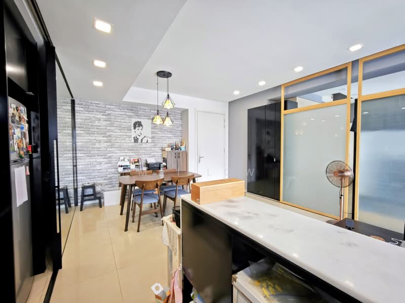 Service Residence for Sale at Verve Suites - MEI LOW - Dining Room - PropertyGuru.com.my