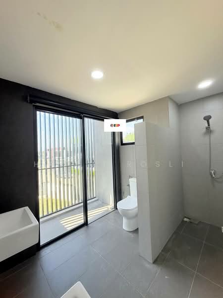 Bungalow for Sale in Sungai Petani (Kedah) - Hasrul Rosli - Bathroom - PropertyGuru.com.my