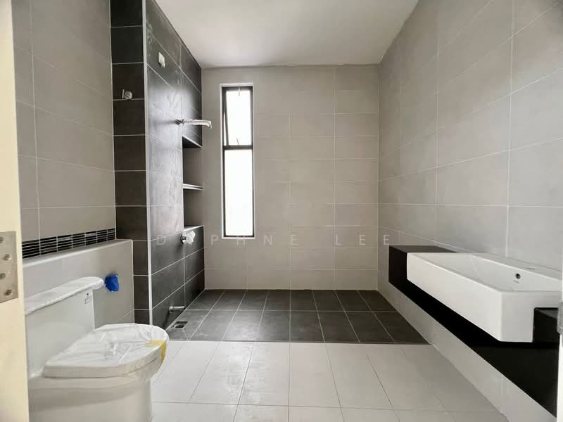 Terraced House for Sale in Taman Desa Tebrau (Tebrau) - Daphne Lee - Bathroom - PropertyGuru.com.my