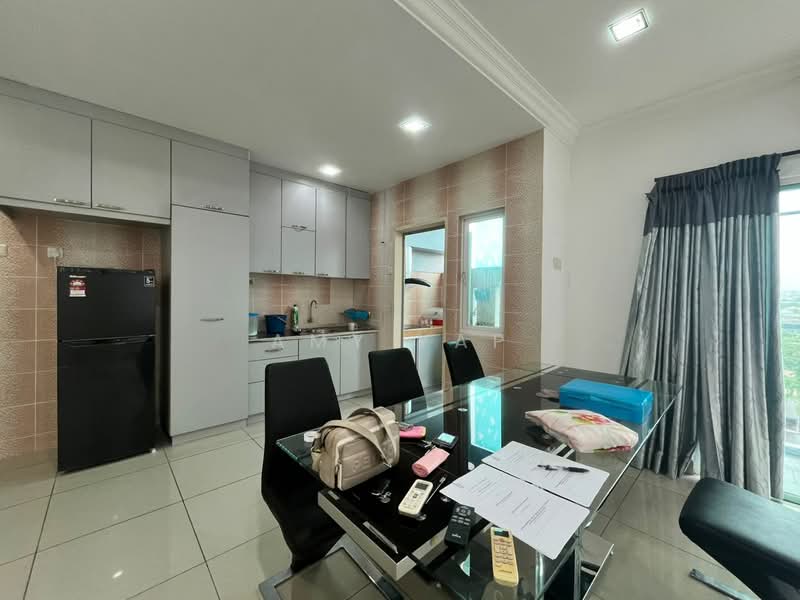 Kondominium untuk Dijual di First Residence (Residensi Unggul) - Amy Yap - Kitchen - PropertyGuru.com.my