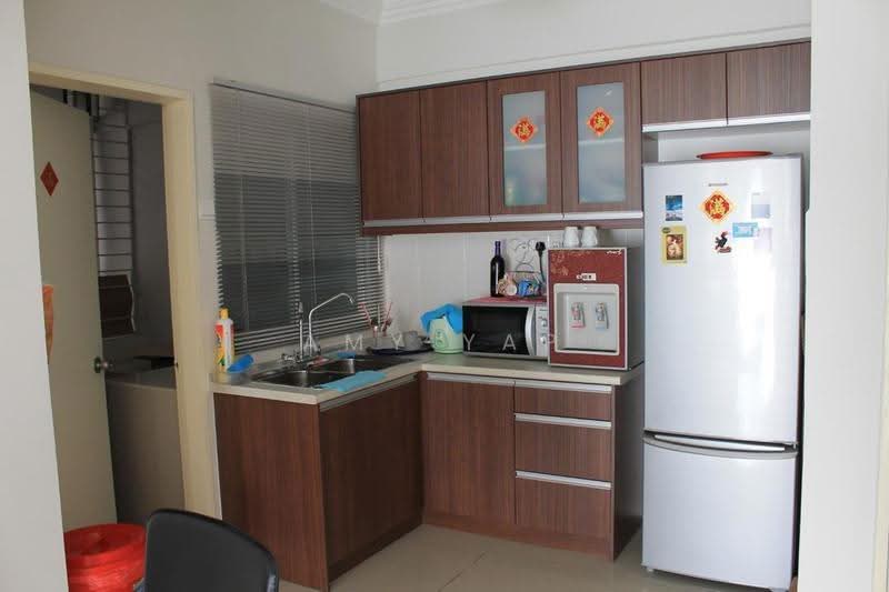 Kondominium untuk Dijual di First Residence (Residensi Unggul) - Amy Yap - Kitchen - PropertyGuru.com.my