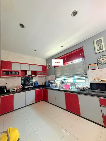 Bungalow House untuk Dijual di Taman Aman Suria (Sungai Lalang) - Hasrul Rosli - Kitchen - PropertyGuru.com.my