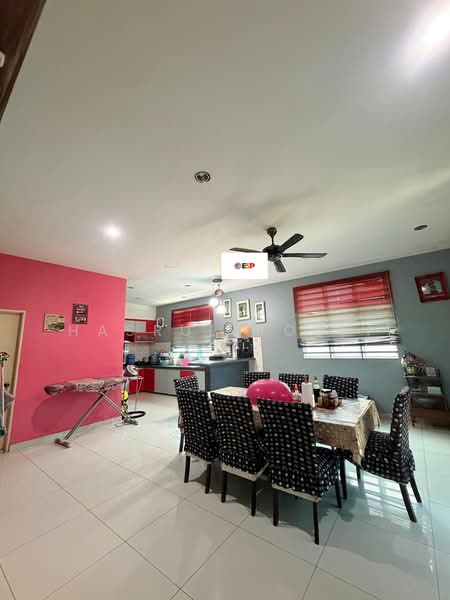 Bungalow House untuk Dijual di Taman Aman Suria (Sungai Lalang) - Hasrul Rosli - Dining Room - PropertyGuru.com.my