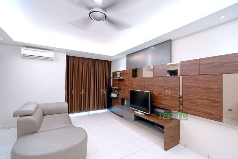 Pangsapuri untuk Disewa di Pelangi Heights - Chia Wai Yong - Living Room - PropertyGuru.com.my