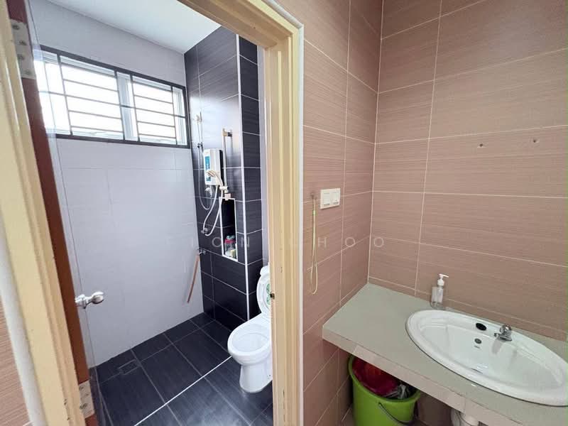 Rumah Teres 2 Tingkat untuk Disewa di Taman Bestari Indah (Ulu Tiram) - Fion Choo - PropertyGuru.com.my