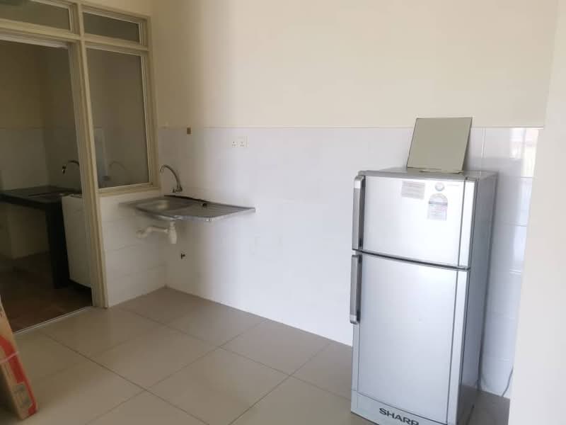 Kondominium untuk Dijual di Platinum Lake PV 10 - Wee . - Kitchen - PropertyGuru.com.my