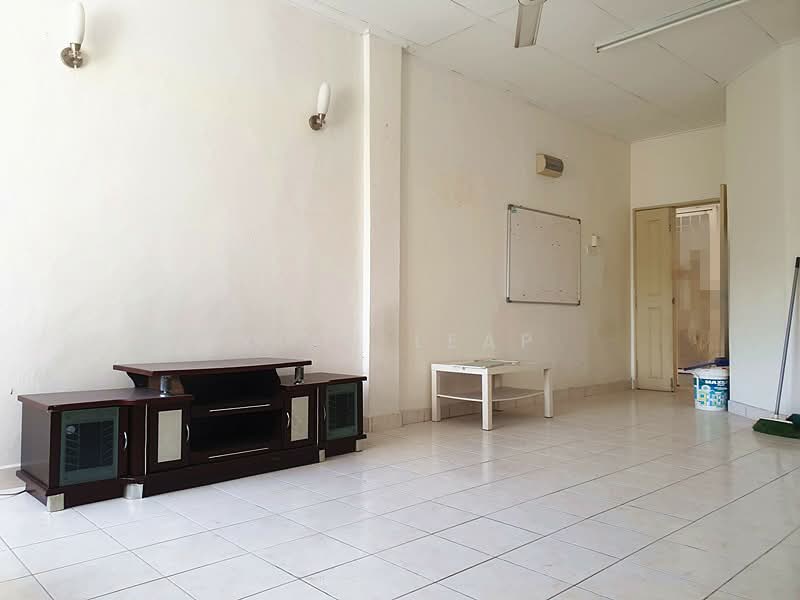 Apartment for Sale at Vista Hatamas - Kian Leap - Living Room - PropertyGuru.com.my