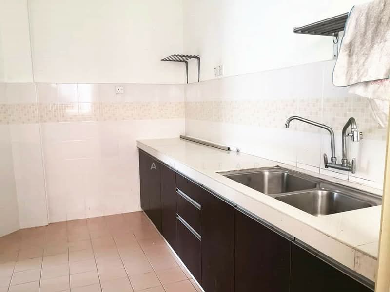 Apartment for Sale at Vista Hatamas - Kian Leap - Kitchen - PropertyGuru.com.my