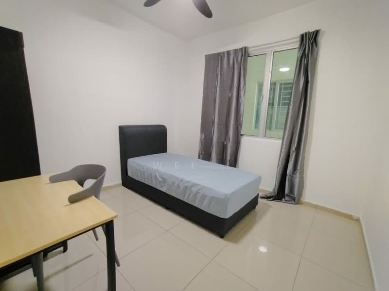 Kondominium untuk Dijual di Platinum Lake PV 16 - Wee . - Bedroom - PropertyGuru.com.my
