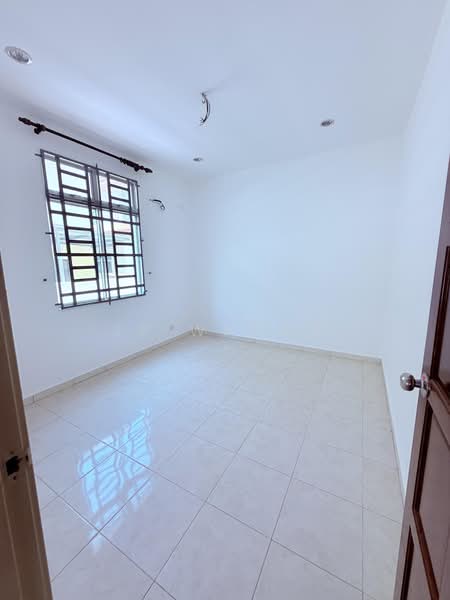Semi-Detached House for Sale in Taman Cendana (Juru) - SP Whong - PropertyGuru.com.my