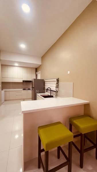 Rumah Berkembar untuk Dijual di Bandar Gamuda Gardens (Rawang) - Annie Ng - Kitchen - PropertyGuru.com.my