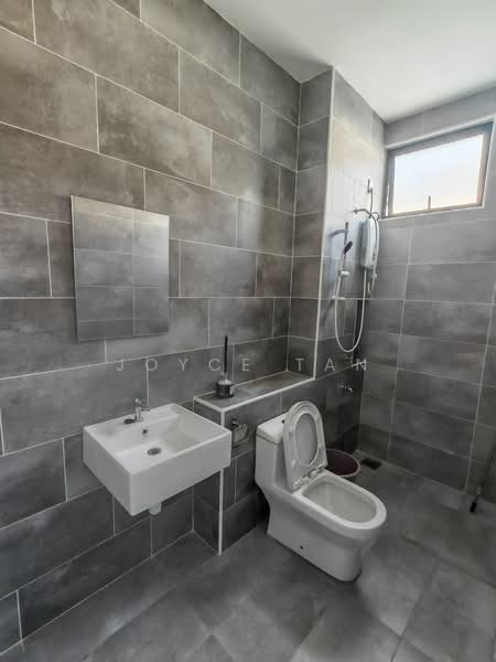 Rumah Kluster untuk Disewa di Iskandar Puteri (Nusajaya) (Johor) - Joyce Tan - Bathroom - PropertyGuru.com.my